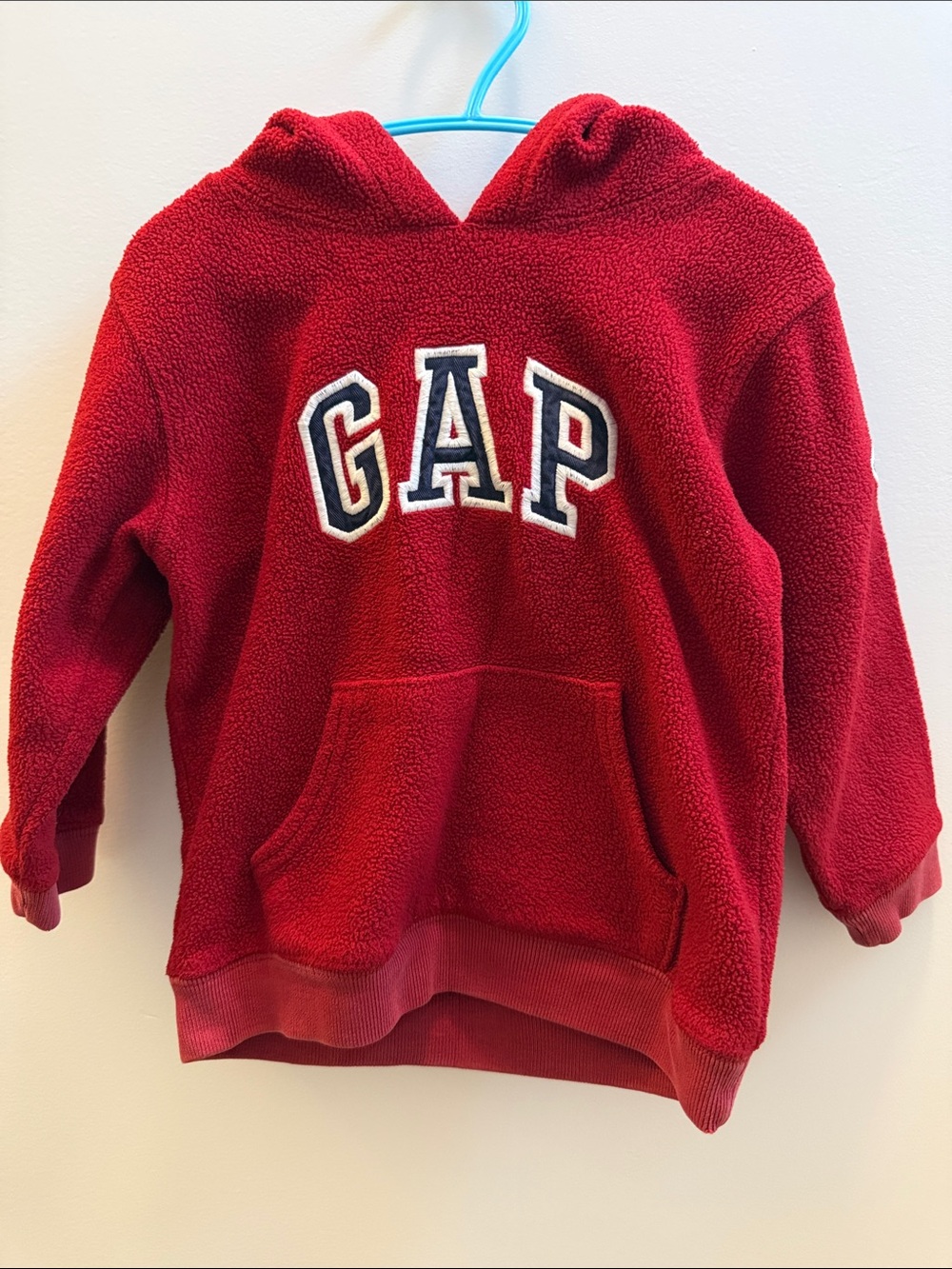 Vintage Gap 2T Red Fleece Hoodie | Classic Pullover Sweatshirt